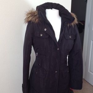 Beautiful long coat, with a hood!!36 in long!
