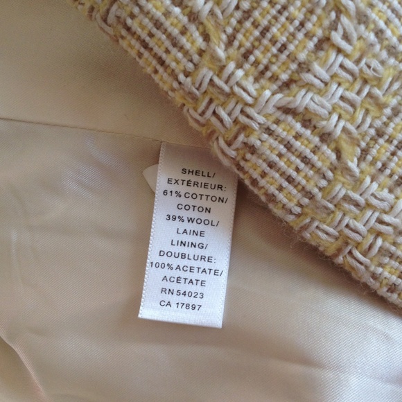 Stunning coat from BR.. Bought here !! - Picture 4 of 4