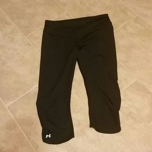 Under Armour compression capris