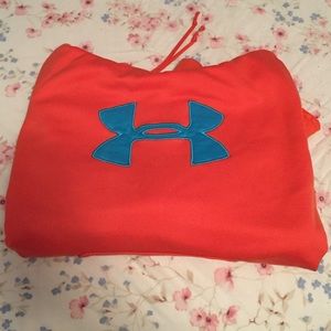 Under armor sweatshirt