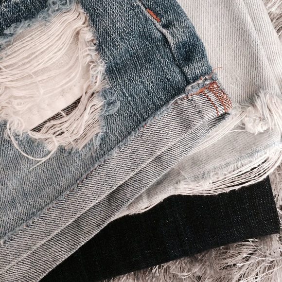 Hollister Pants - hollister / distressed short
