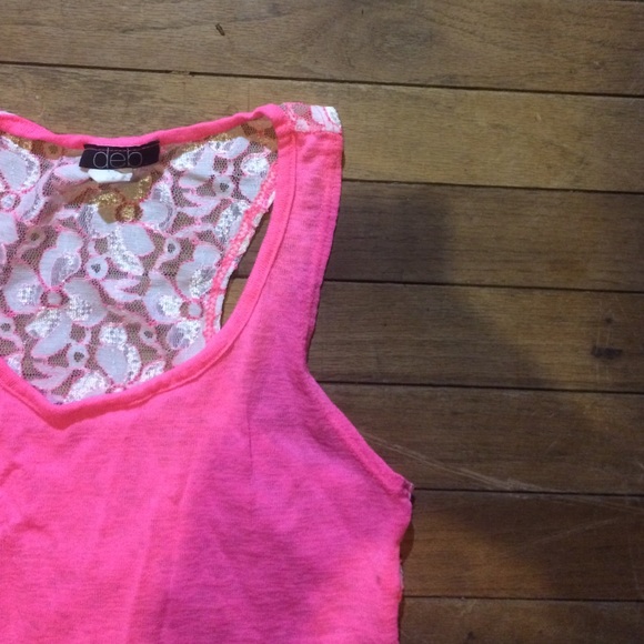 Lace Back Tank Top - Picture 2 of 4