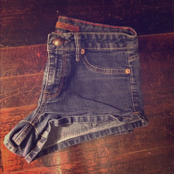 Short shorts!