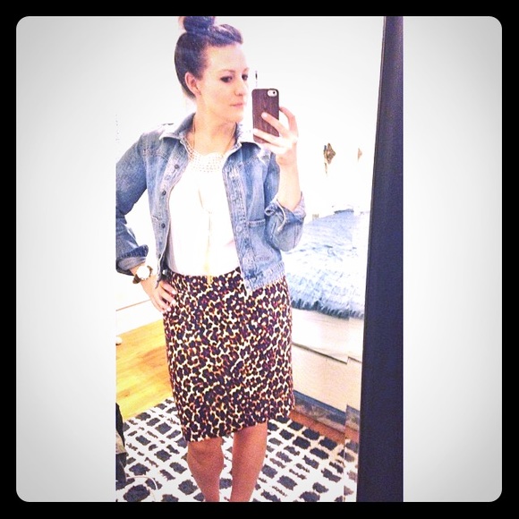 Bundle Leopard Pencil Skirt and mustard top