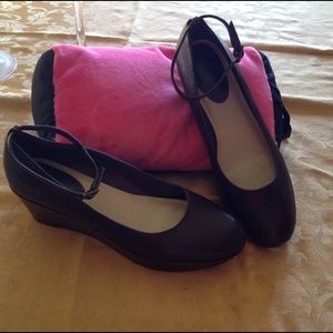 Dark Brown leather platform Mary Janes size 8.5