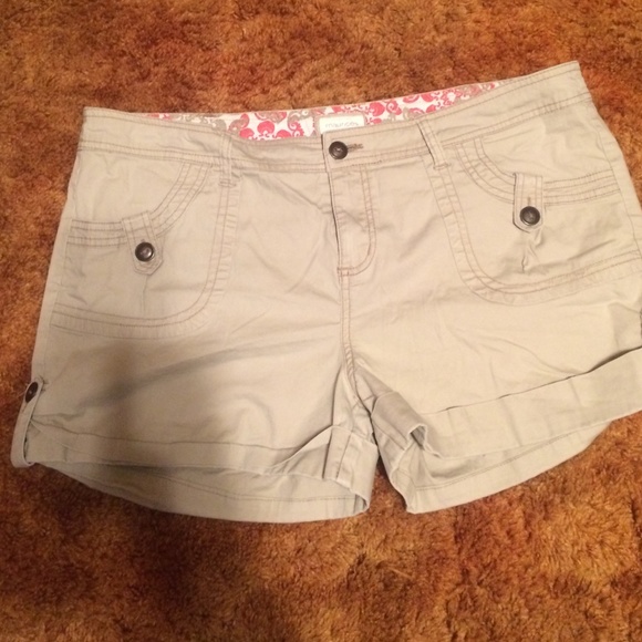 Khaki shorts
