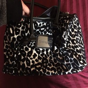 Betsy Johnson "betsyville" purse. Never been used!