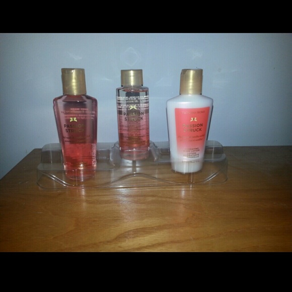 Victoria's secret body care set