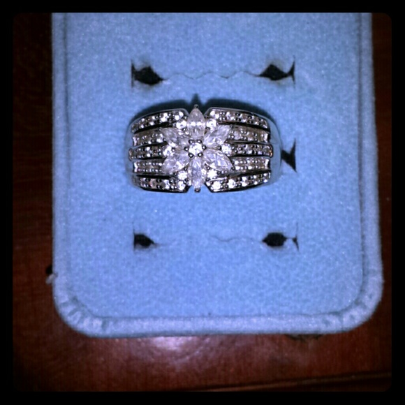 Diamonique "Lisa's Ring" SIZE 11