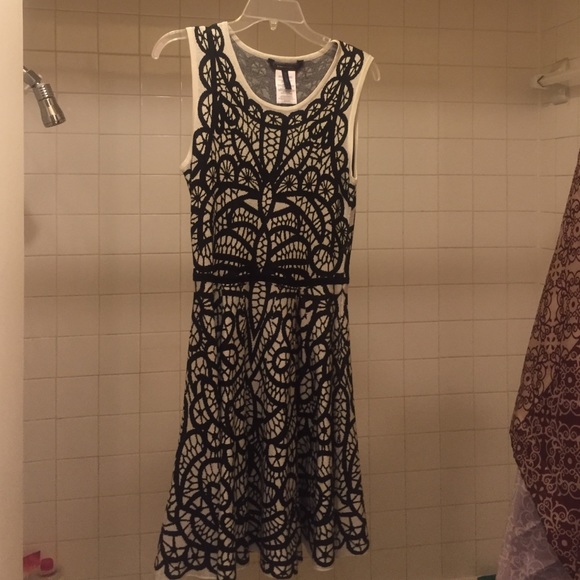 BCBG black&white cotton dress