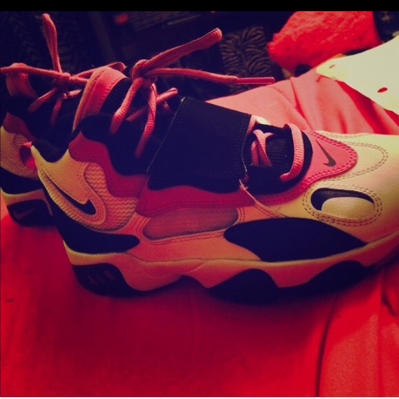 Nike Speed Turfs