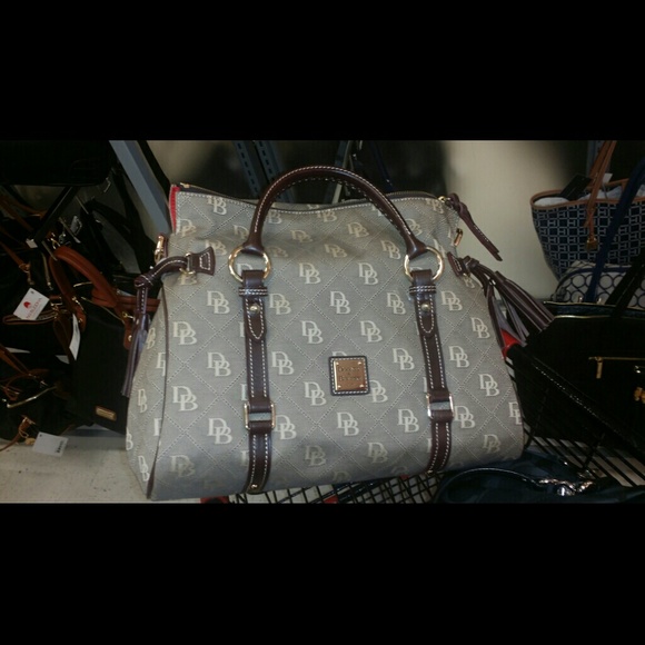 Iso: This dooney. I love it!