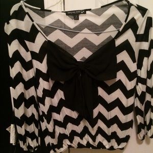 Chevron top