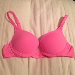PINK Victoria's Secret bra 32A