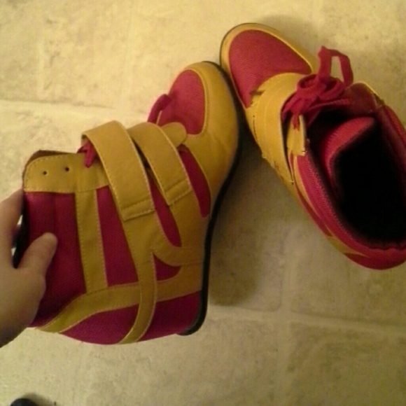Higtop/heels