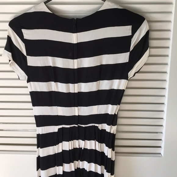 Striped H&M dress - Picture 3 of 3