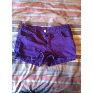 Cheeky high-rise maroon shorts