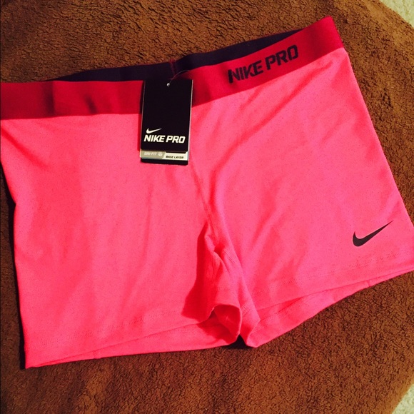Nike Pro XL shorts NWT