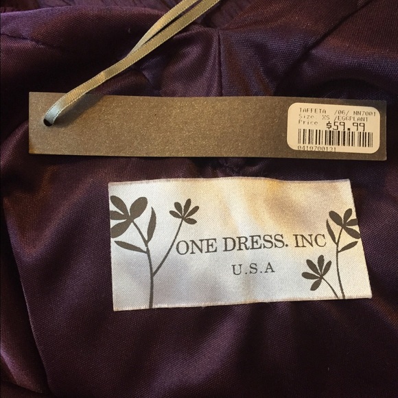 ✨Host Pick✨ Tafeta Dress - Picture 3 of 3