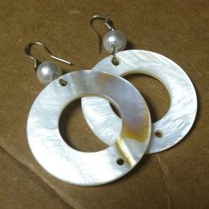 White pearl Earrings
