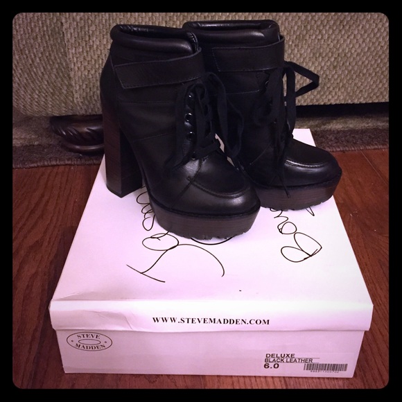 Steve Madden DELUXE booties