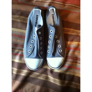 Never worn slip on gray converse New without Tags