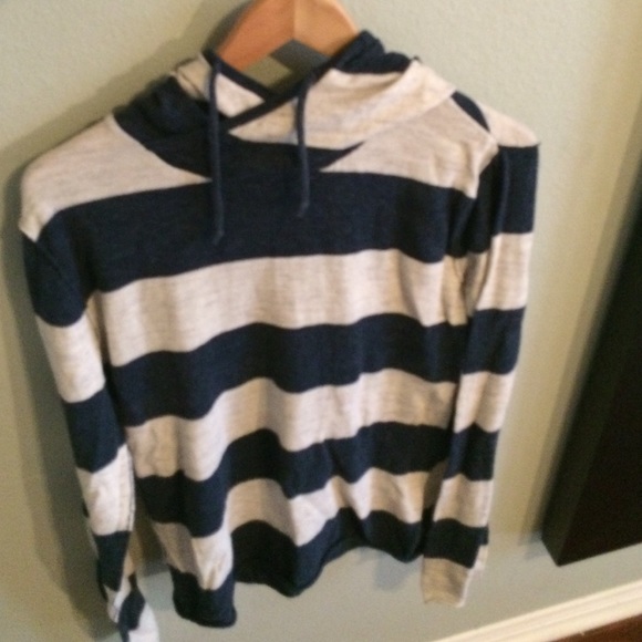 Cute Oversized Blue and White Stripped Hoodie✨💕