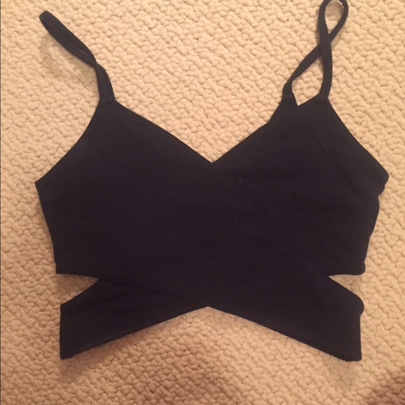Hollister Tops - Crop top