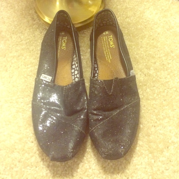 Classic glitter (black) toms