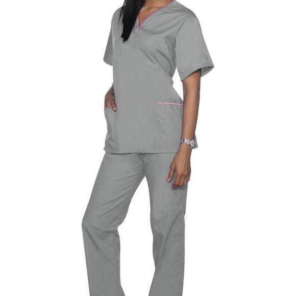 Scrub set NWT!!!