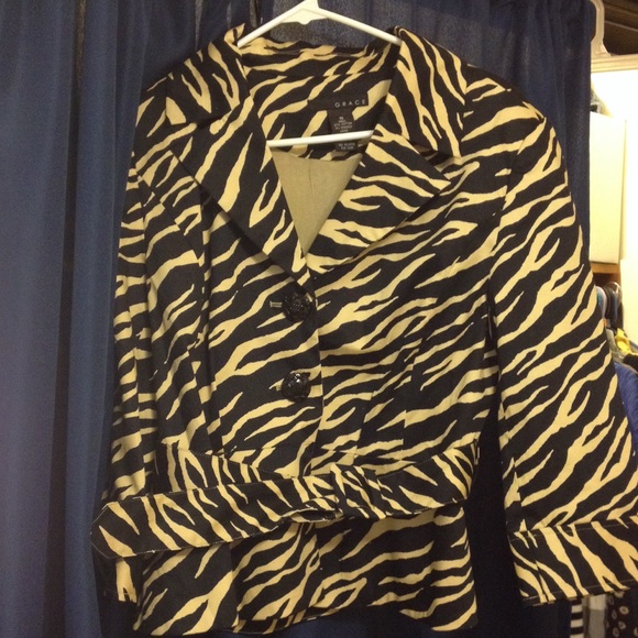 Zebra peat coat