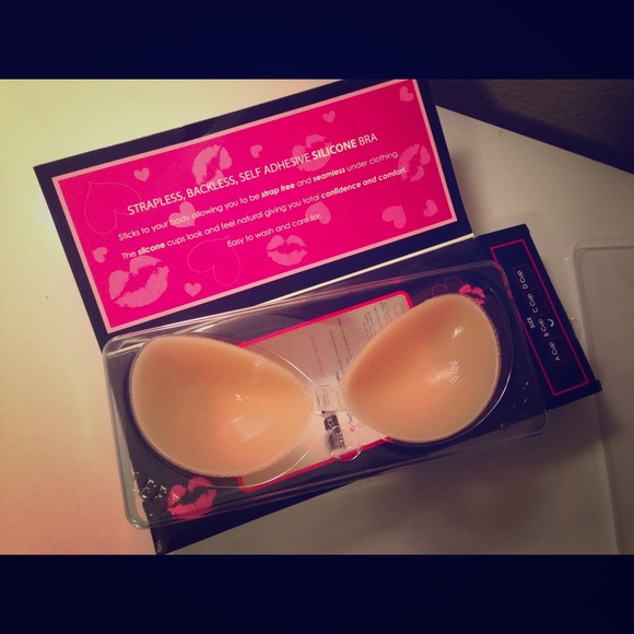 Adhesive silicone cups