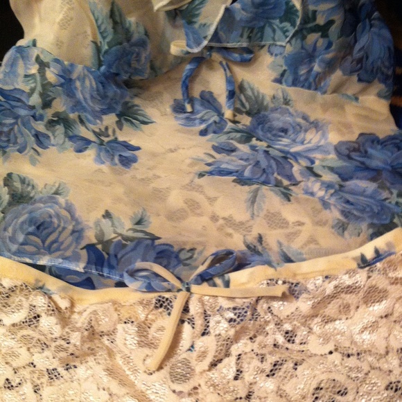 Cami Set - Picture 3 of 4