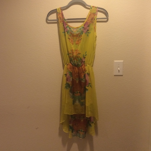 LF Sheer yellow and flowered dress - Picture 3 of 4