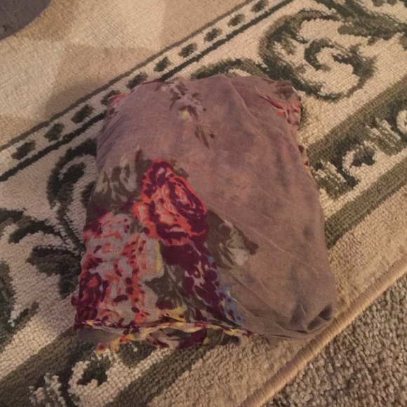 Charlotte Russe scarf