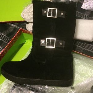 Tory burch shearling lined snow boots