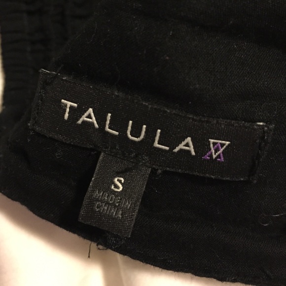 Black Elastic Bandeau - Picture 2 of 4