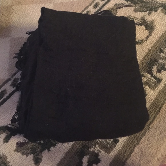 Black scarf