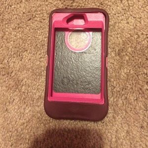 Pink and maroon iPhone 4/4s case
