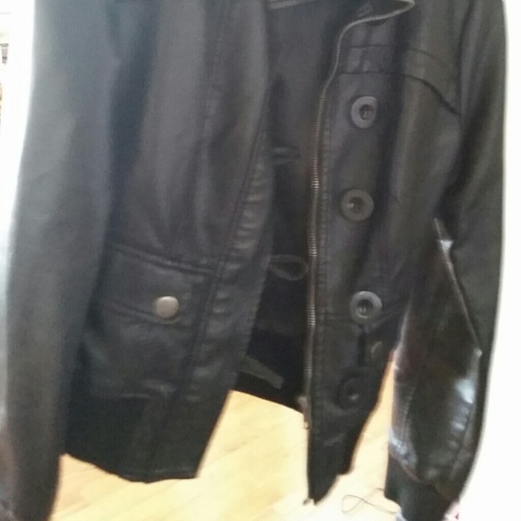 Jacket - Picture 2 of 4