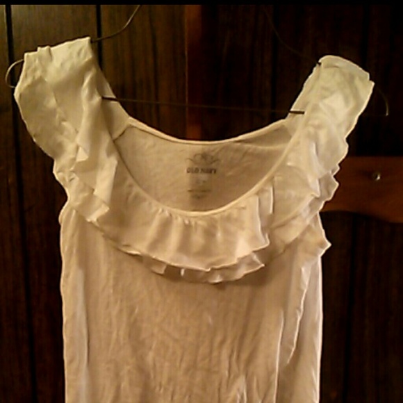 Cute White Sleeveless Top