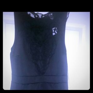 Black sleeveless dress
