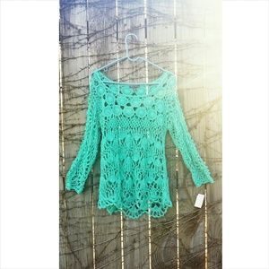 *SOLD* Mint Green Crochet Top