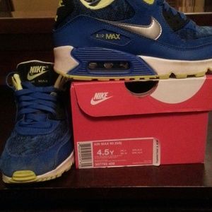 Boy's Nike Air Max 90 (GS) used 3x