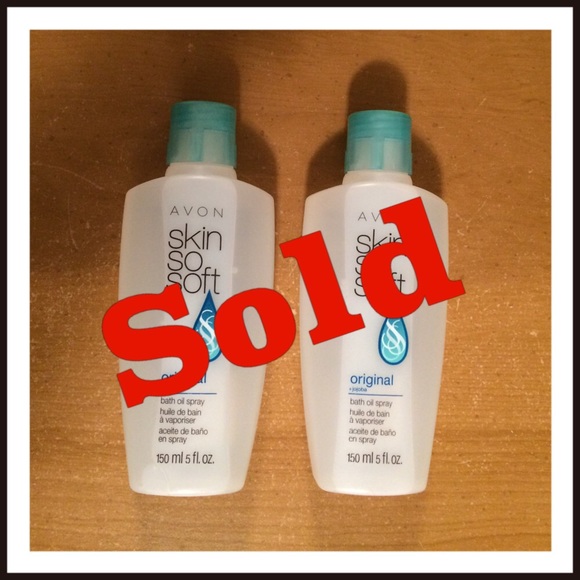 🚫SOLD🚫 Avon skin so soft bath oil
