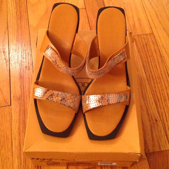 Tod's Leather Sandal