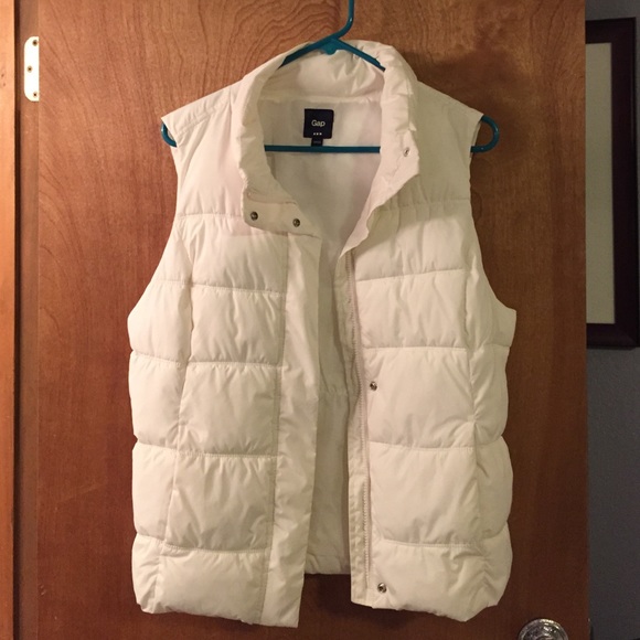 White Puffer Vest