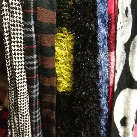 Scarf bundle - Picture 1 of 2