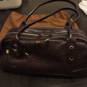 Gucci handbag brown double zippers 100% authentic!