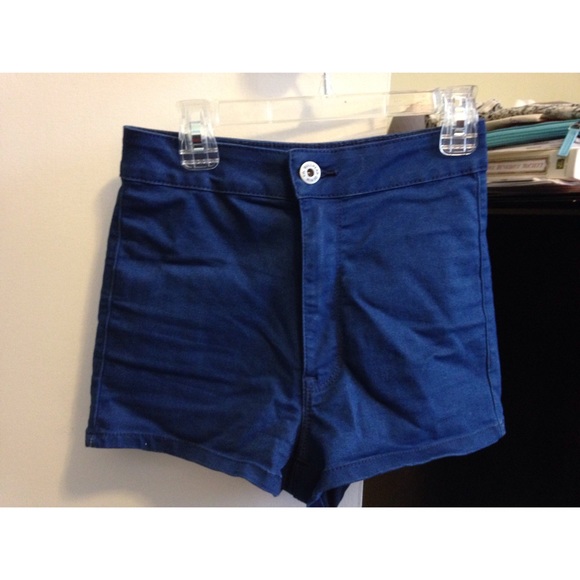 Bullhead High Waisted Shorts